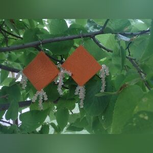Fall Vibes Earrings!